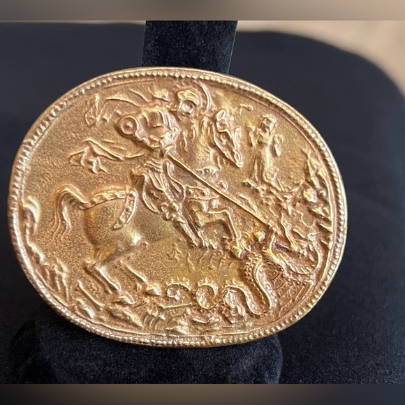 Vintage St George Slaying the Dragon Gold Medallion Brooch Alva Museum Replicas - Picture 2 of 4